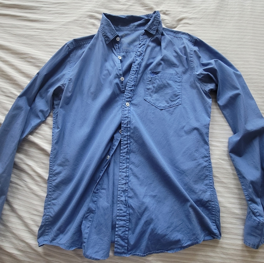 American Eagle Outfitters Small Blue button down shirt Long Sleeve